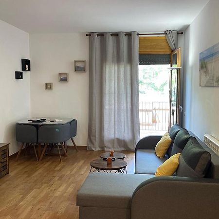 Precioso Calido Apartamento En Sort Con Terraza Leilighet Eksteriør bilde