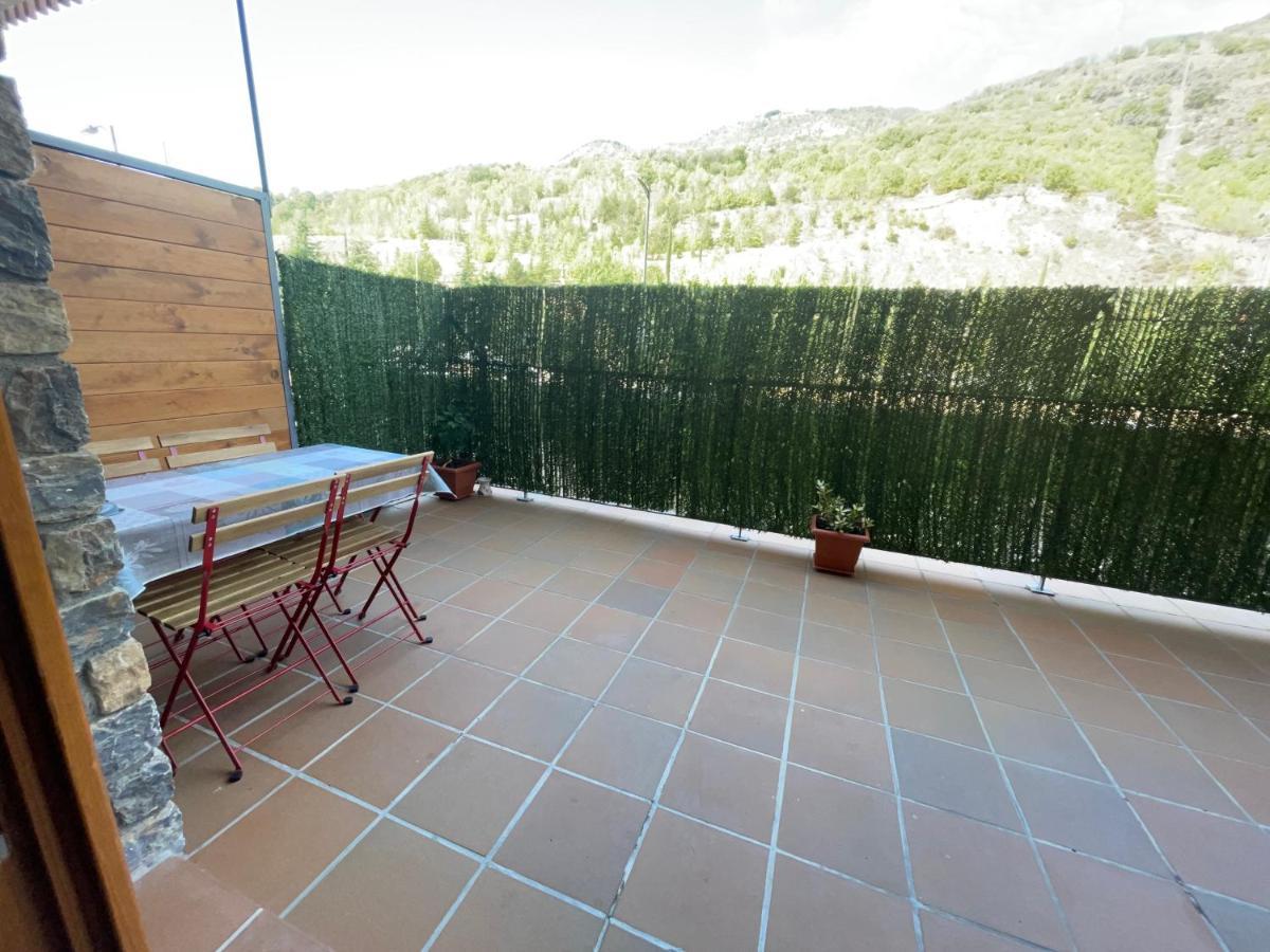 Precioso Calido Apartamento En Sort Con Terraza Leilighet Eksteriør bilde